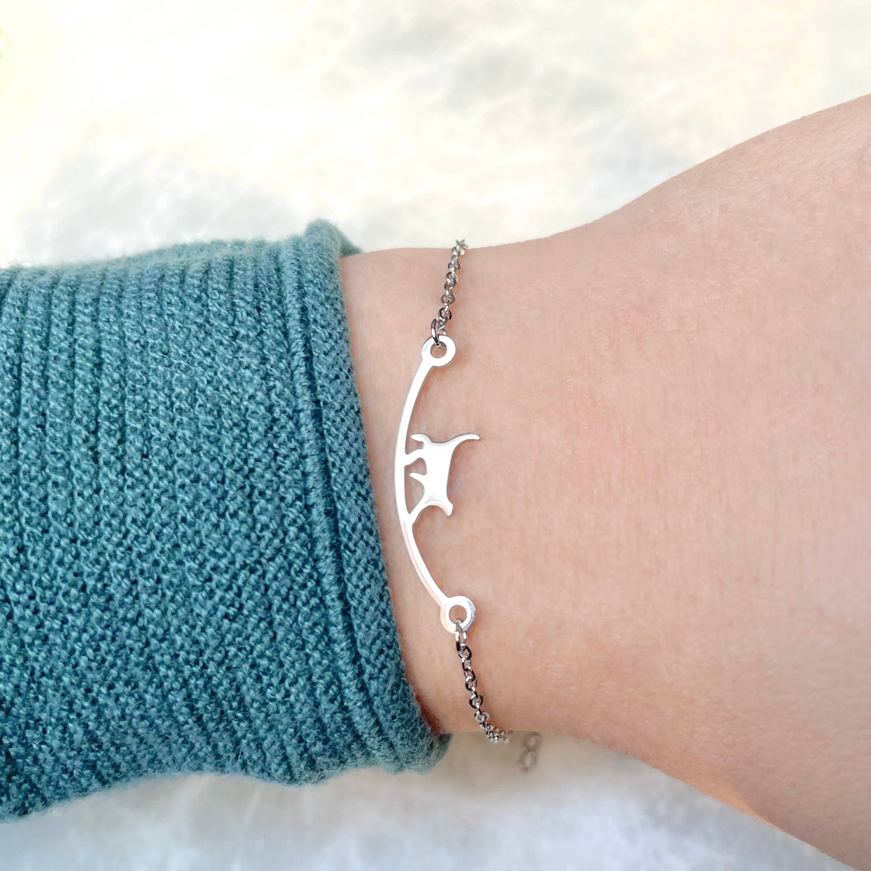 Crown & Whiskers Cat Walk Bracelet – Gold & Silver Cat Lover Bracelet (Waterproof Stainless Steel)