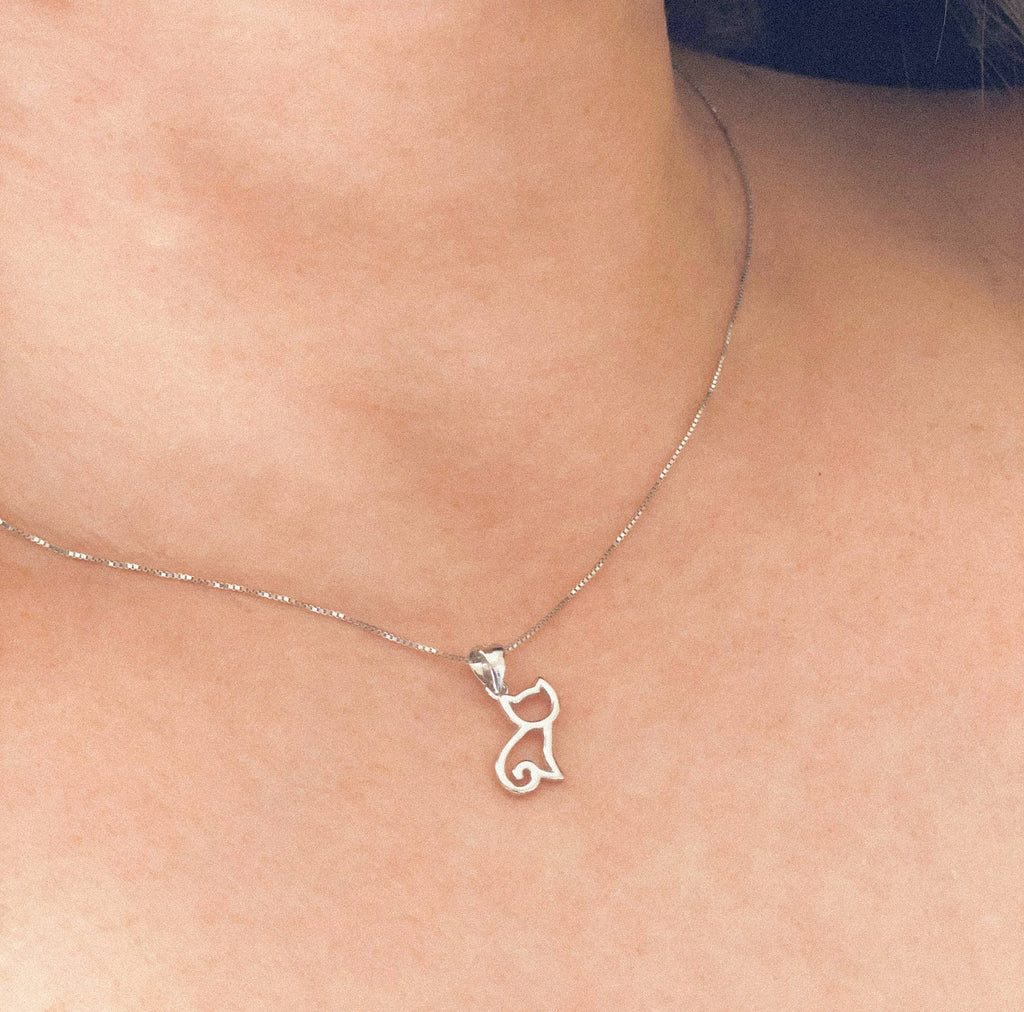 Crown & Whiskers Minimal Cat Sterling Silver Necklace – 925 Kitten Pendant Necklace