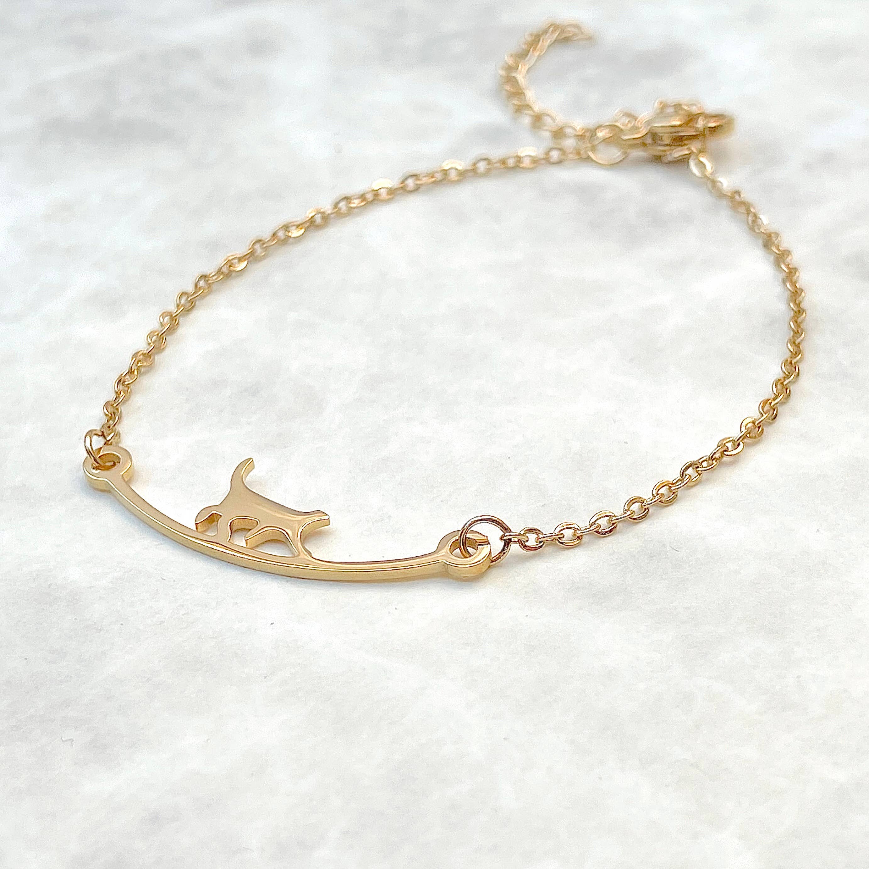 Crown & Whiskers Cat Walk Bracelet – Gold & Silver Cat Lover Bracelet (Waterproof Stainless Steel)