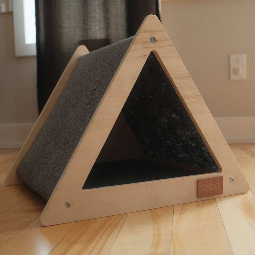 Crown & Whiskers Urban Teepee Pet House – Modern Wooden Cat & Small Dog Hideaway (Made in Canada)